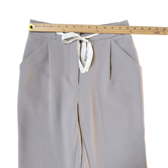 Aritzia Wilfred Allant Pant Tailored Cropped Trouser Light Gray, Size 2, 76480 - Picture 5 of 9